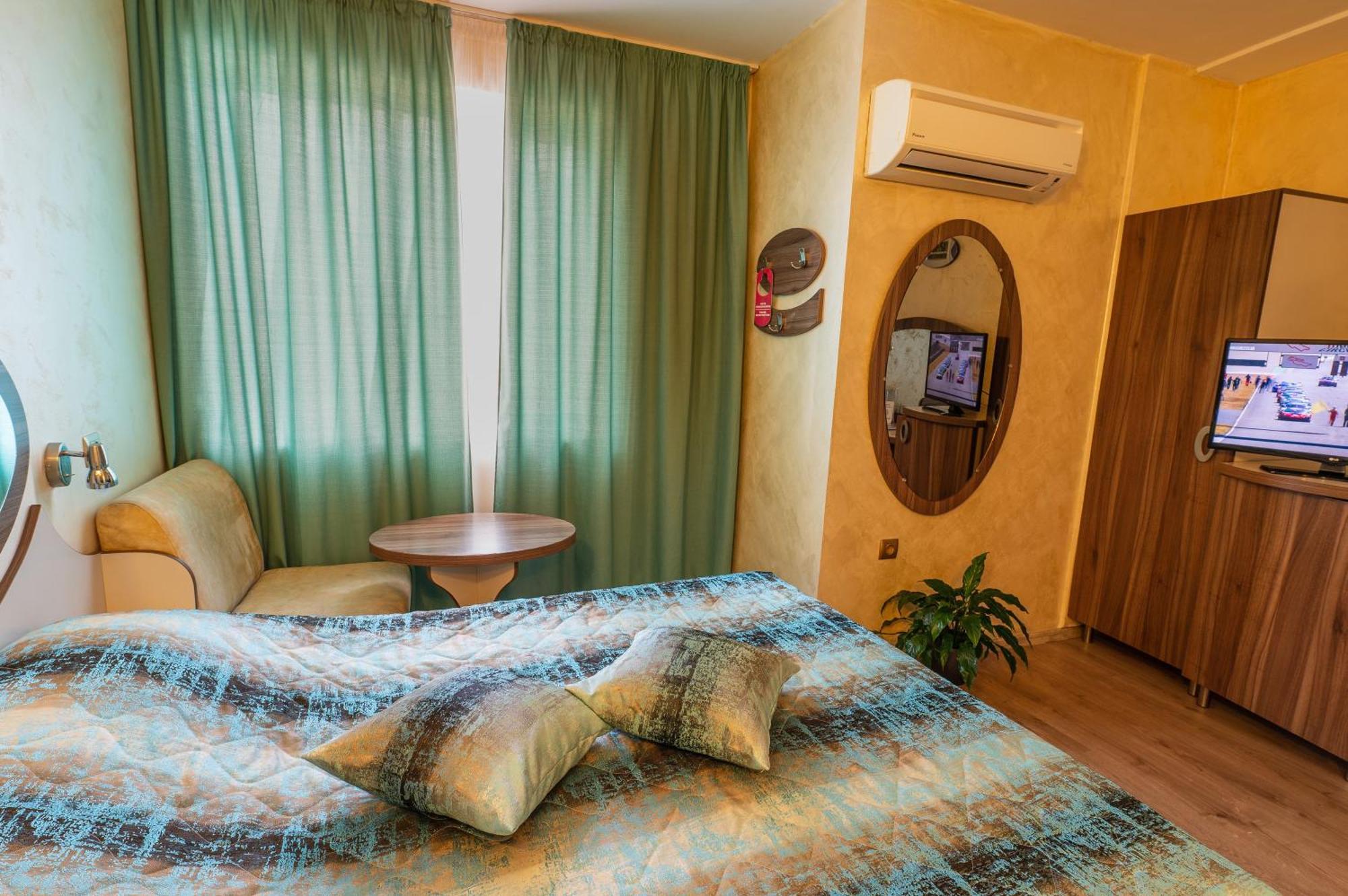 Hotel Color Varna Luaran gambar