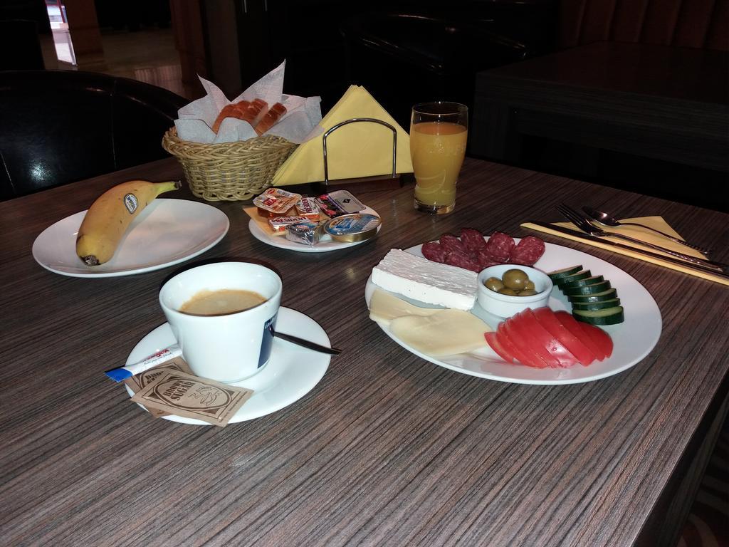 Hotel Color Varna Luaran gambar